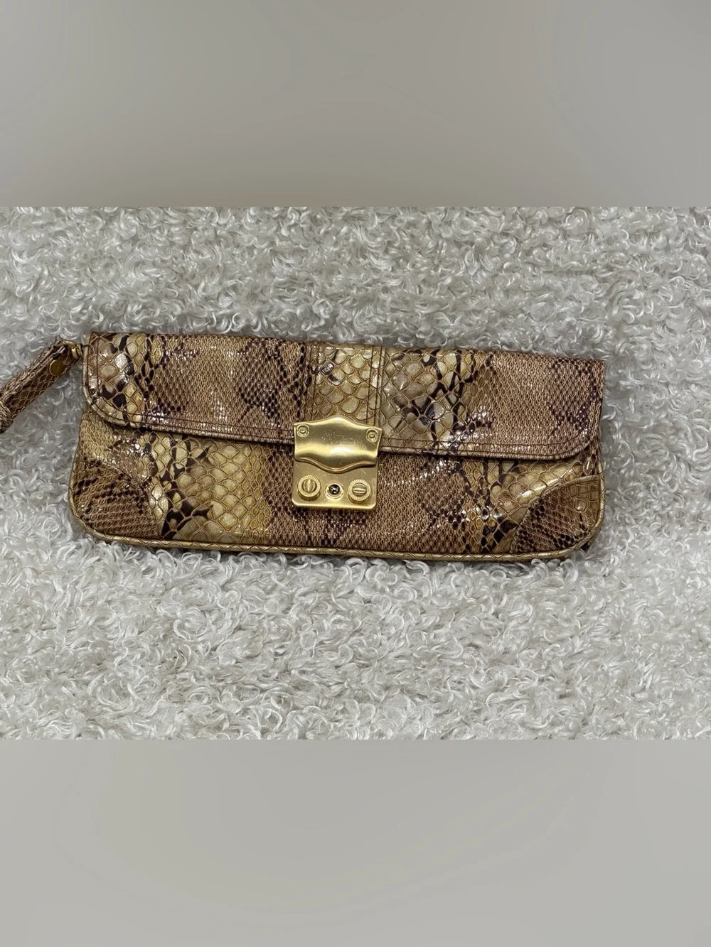 NEW YORK & COMPANY Vintage Snake Print Clutch